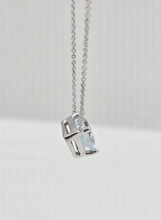 Pre-owned 14K gold aquamarine station necklace, view 2