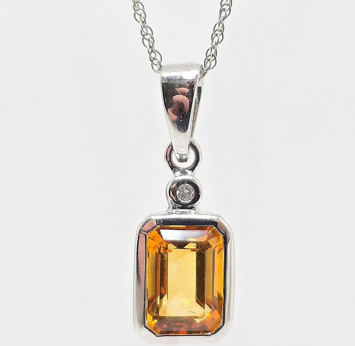 10K gold bezel citrine necklace