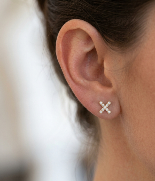 14K yellow gold diamond stud earrings, view 3