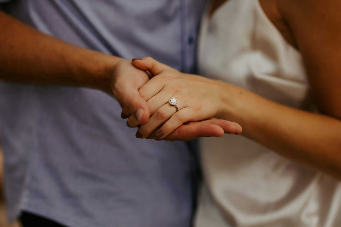 From Sapphires to Emeralds: Finding Your Dream Gemstone Engagement Ring