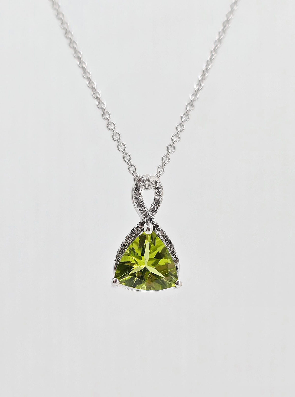 10K gold peridot and diamond necklace