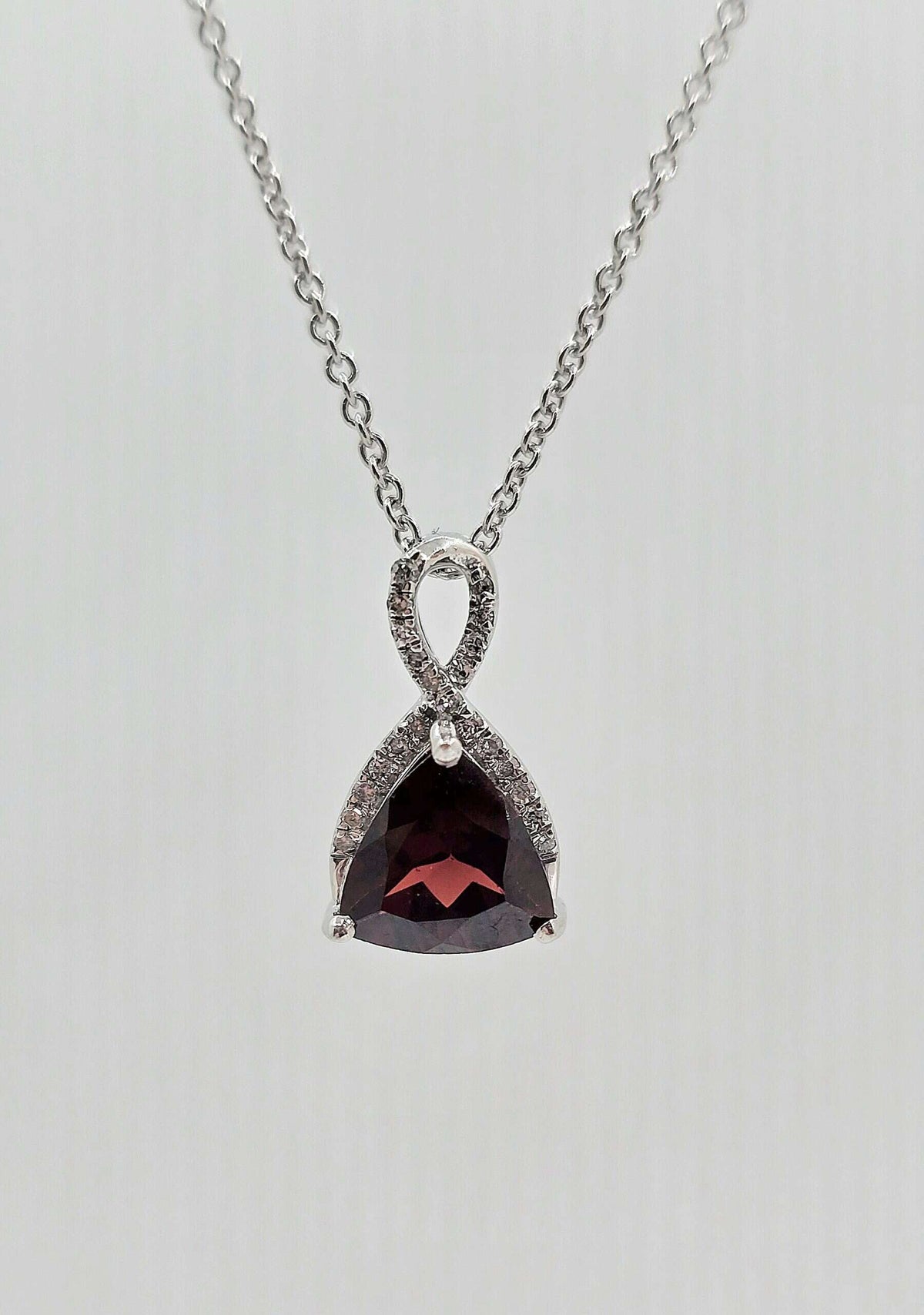 10K gold garnet and diamond necklace