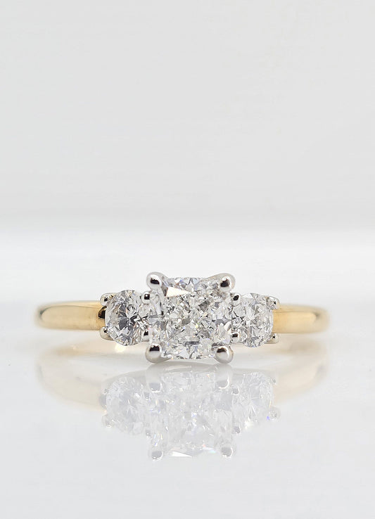 Pre-owned 14K gold cushion diamond three stone engagement ring