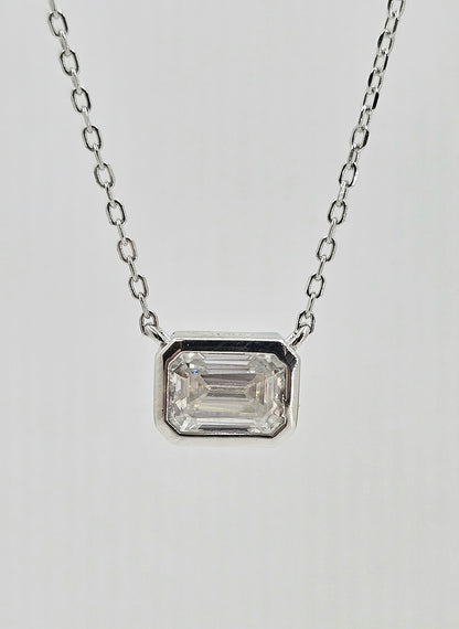 Sterling silver moissanite necklace, 0.85 ctw