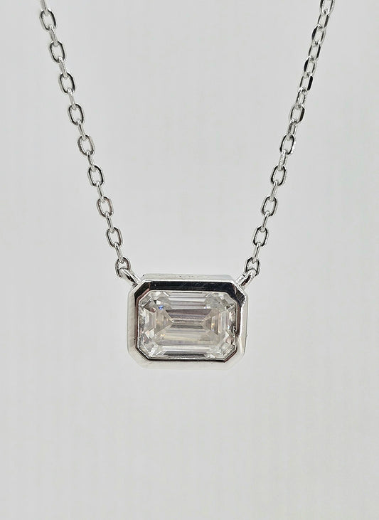 Sterling silver moissanite necklace, 0.85 ctw