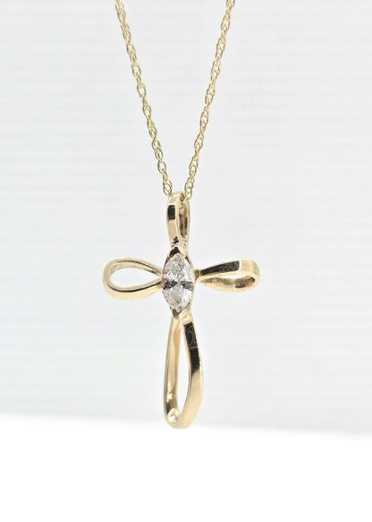 Pre-owned 14K gold diamond freeform cross necklace