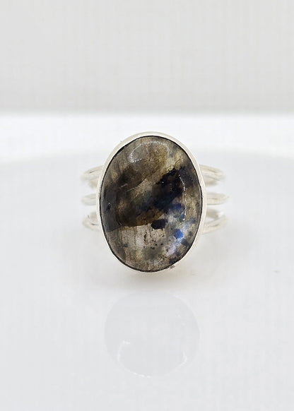 Sterling silver labradorite ring