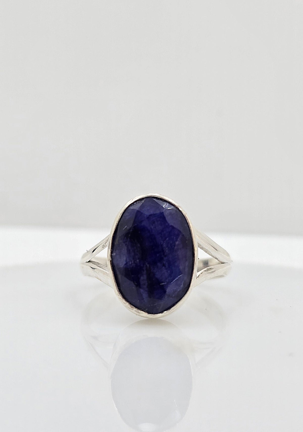Sterling silver blue sapphire ring