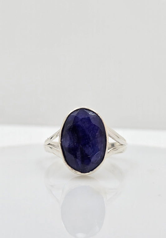 Sterling silver blue sapphire ring