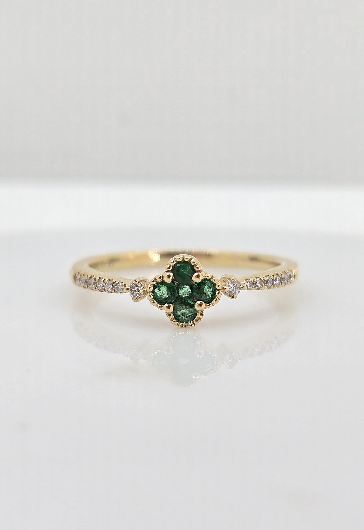 14K gold clover emerald and diamond ring