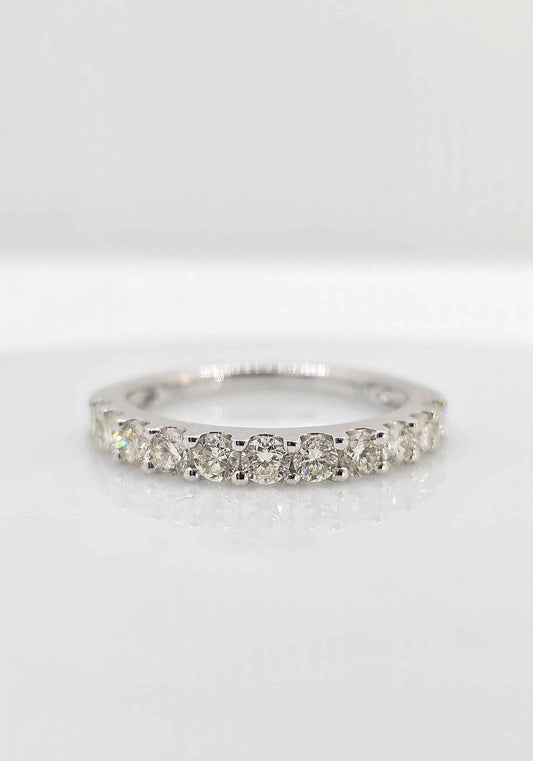 14K white gold shared prong diamond band