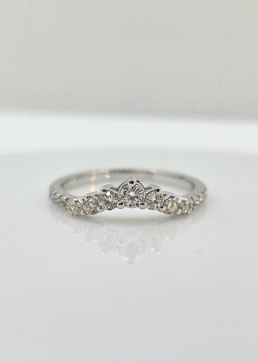 14K gold diamond chevron band, 0.38 ctw