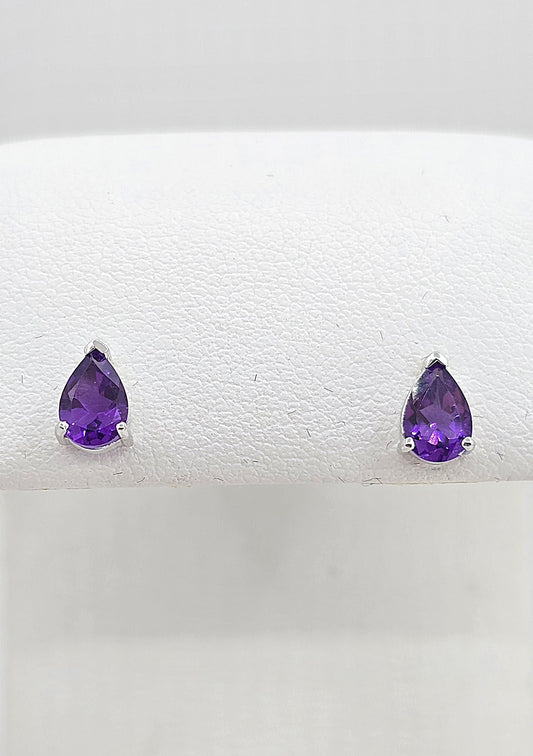 10K gold amethyst stud earrings