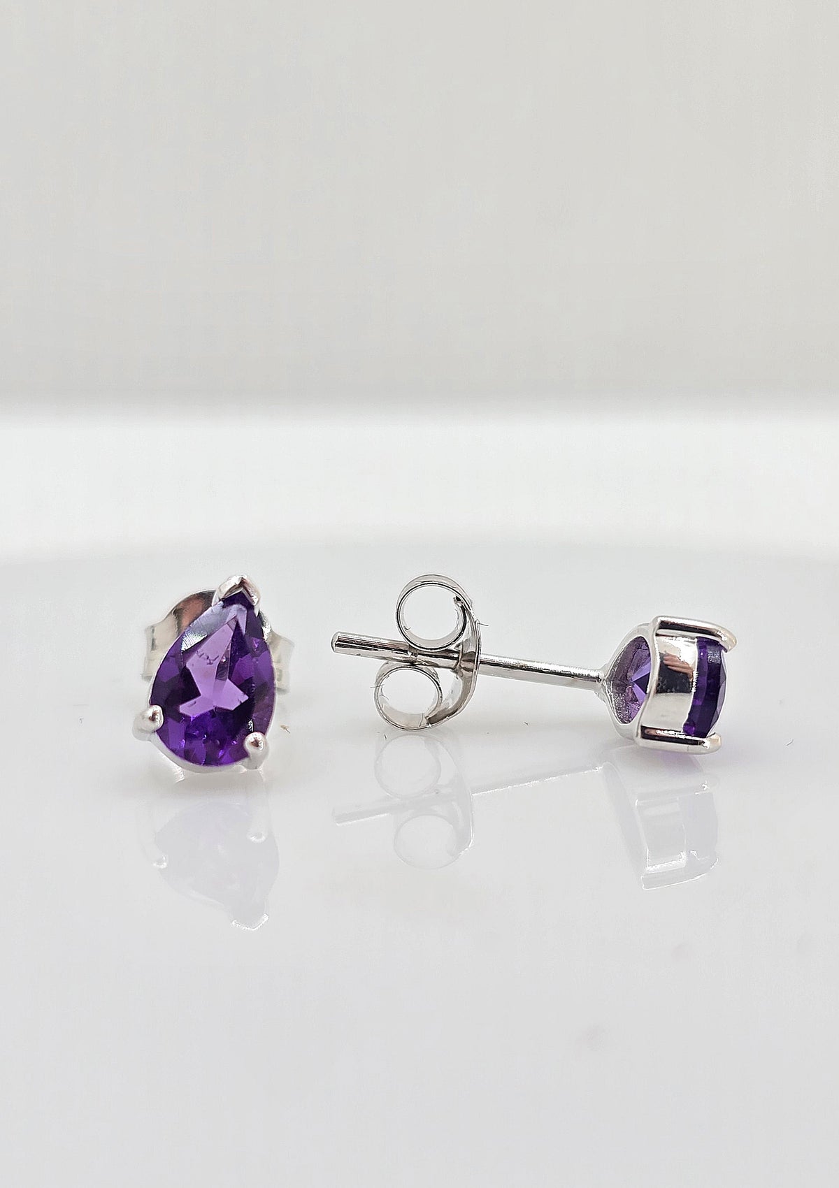 10K gold amethyst stud earrings, view 2