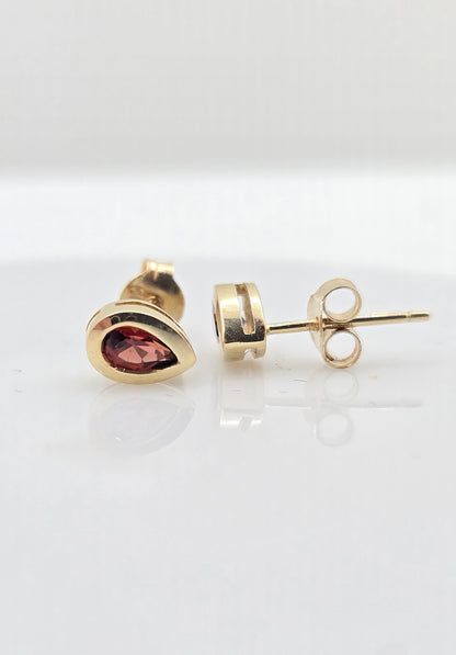 10K gold garnet earrings, view 3