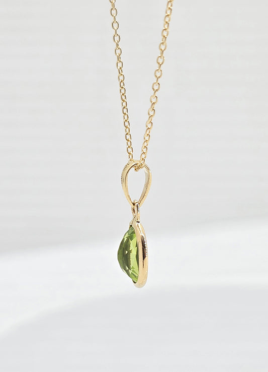 10K gold peridot necklace