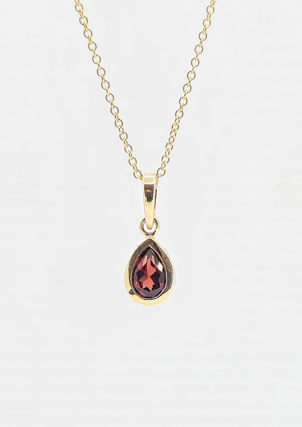 10K gold garnet bezel necklace