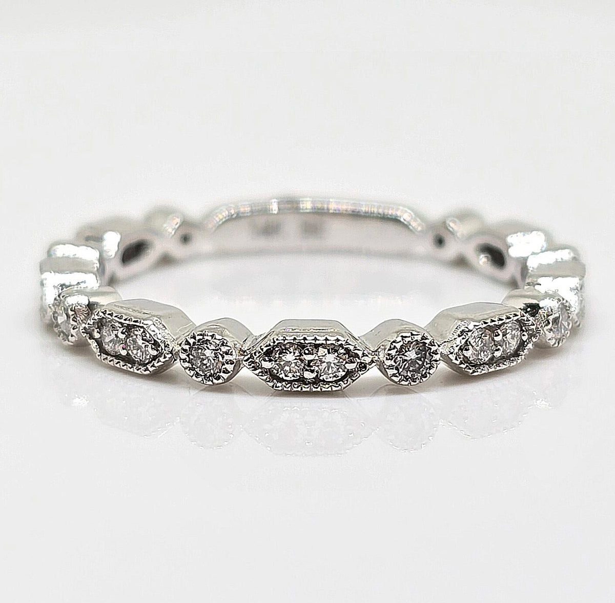 14K gold milgrain diamond wedding band