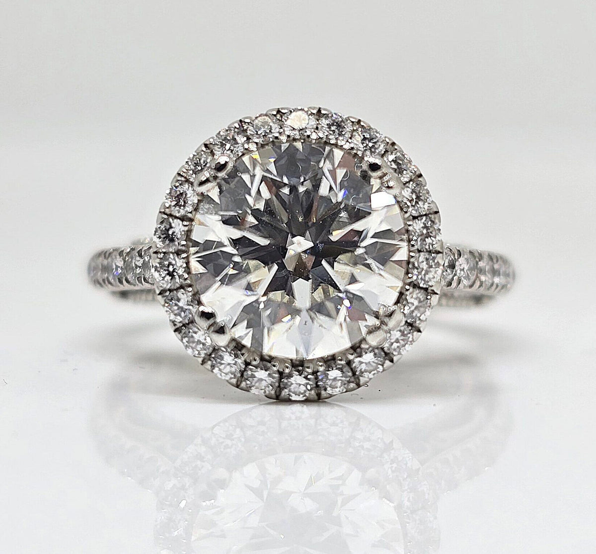 Pre-owned platinum Venetian diamond engagement ring