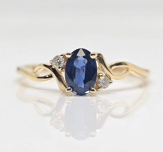 14K gold sapphire and diamond ring