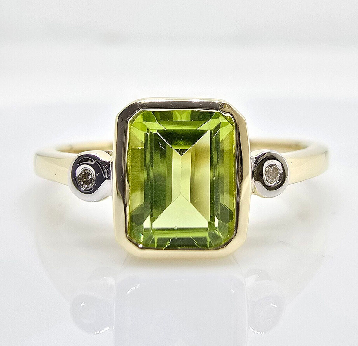 10K gold peridot ring