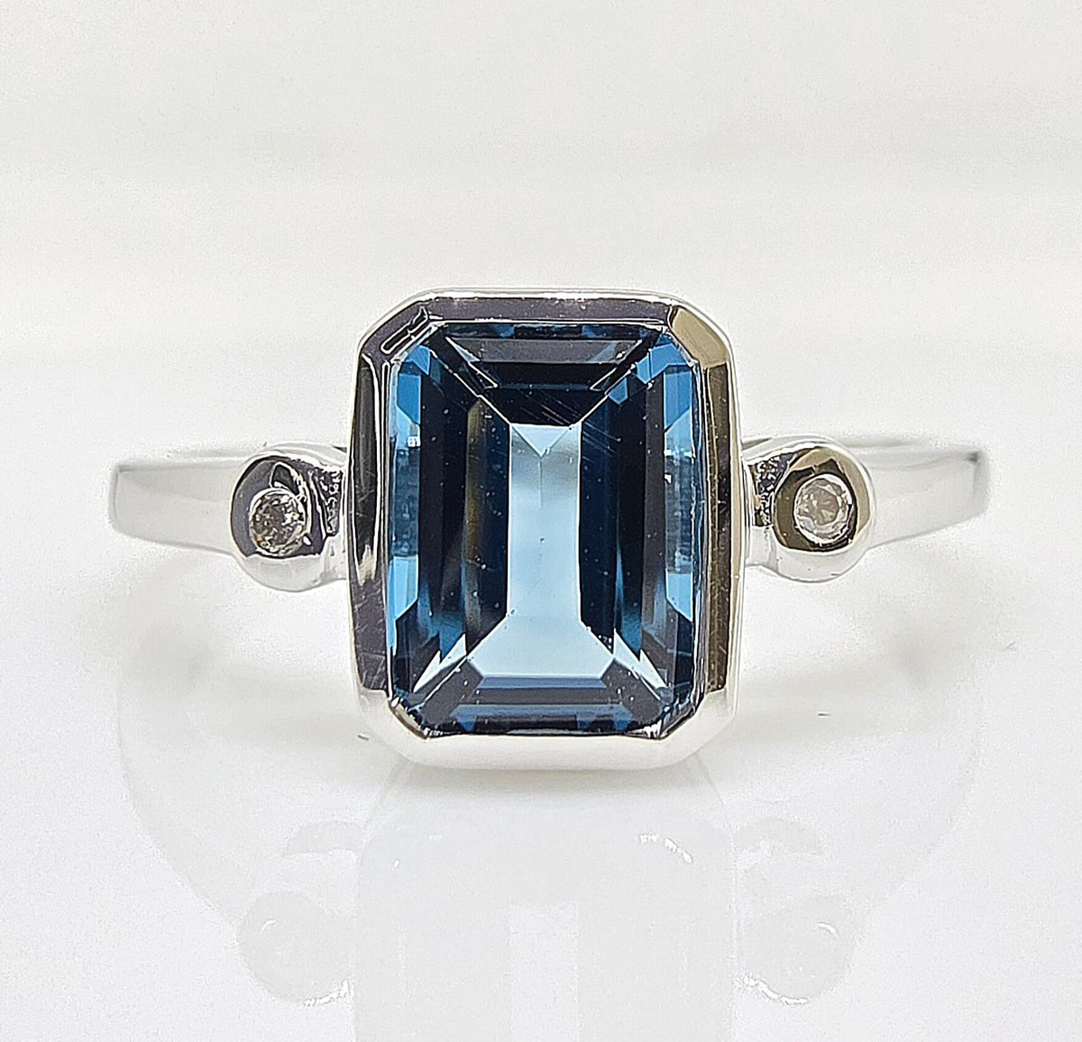 10K gold London blue topaz ring