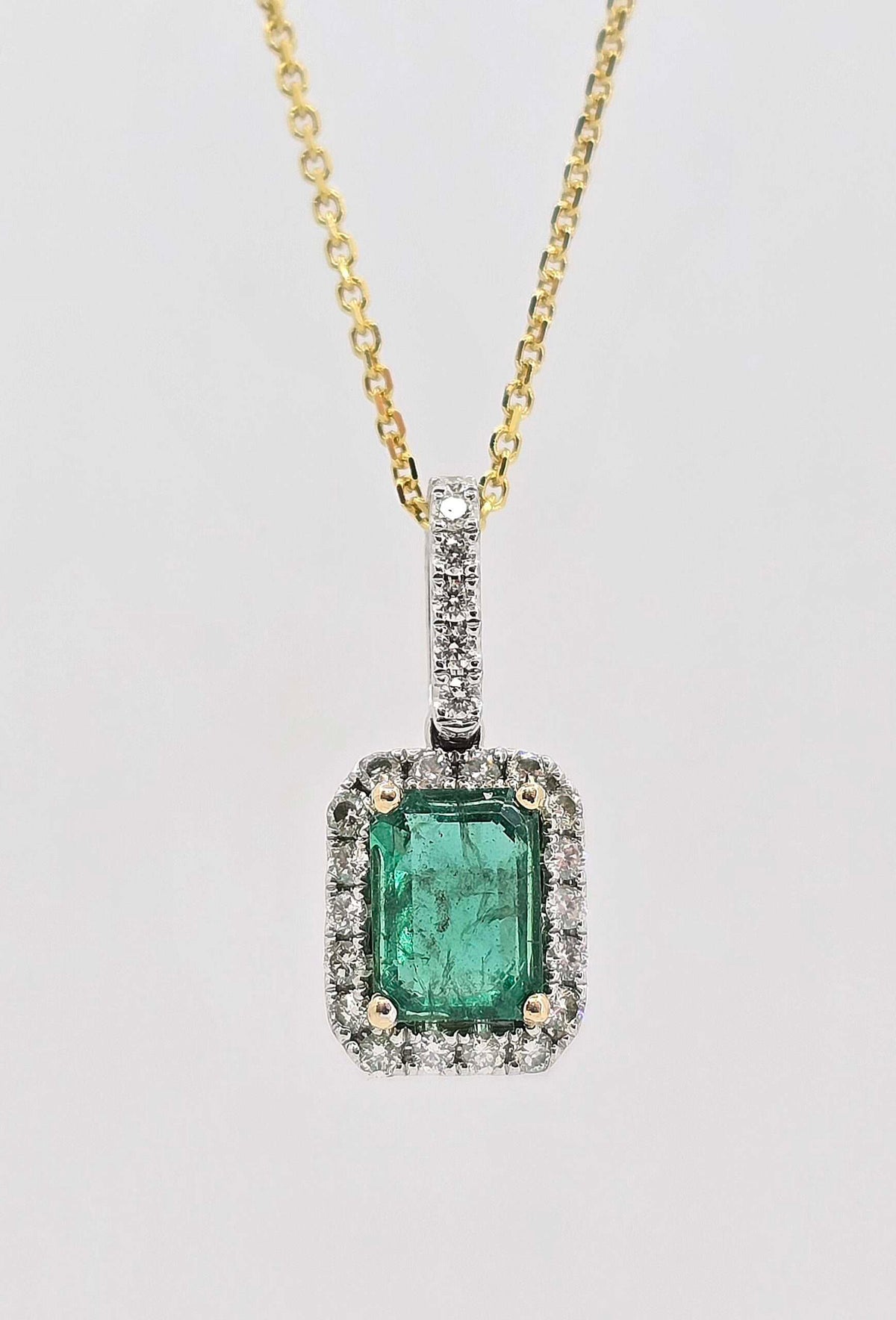14K gold emerald and diamond necklace
