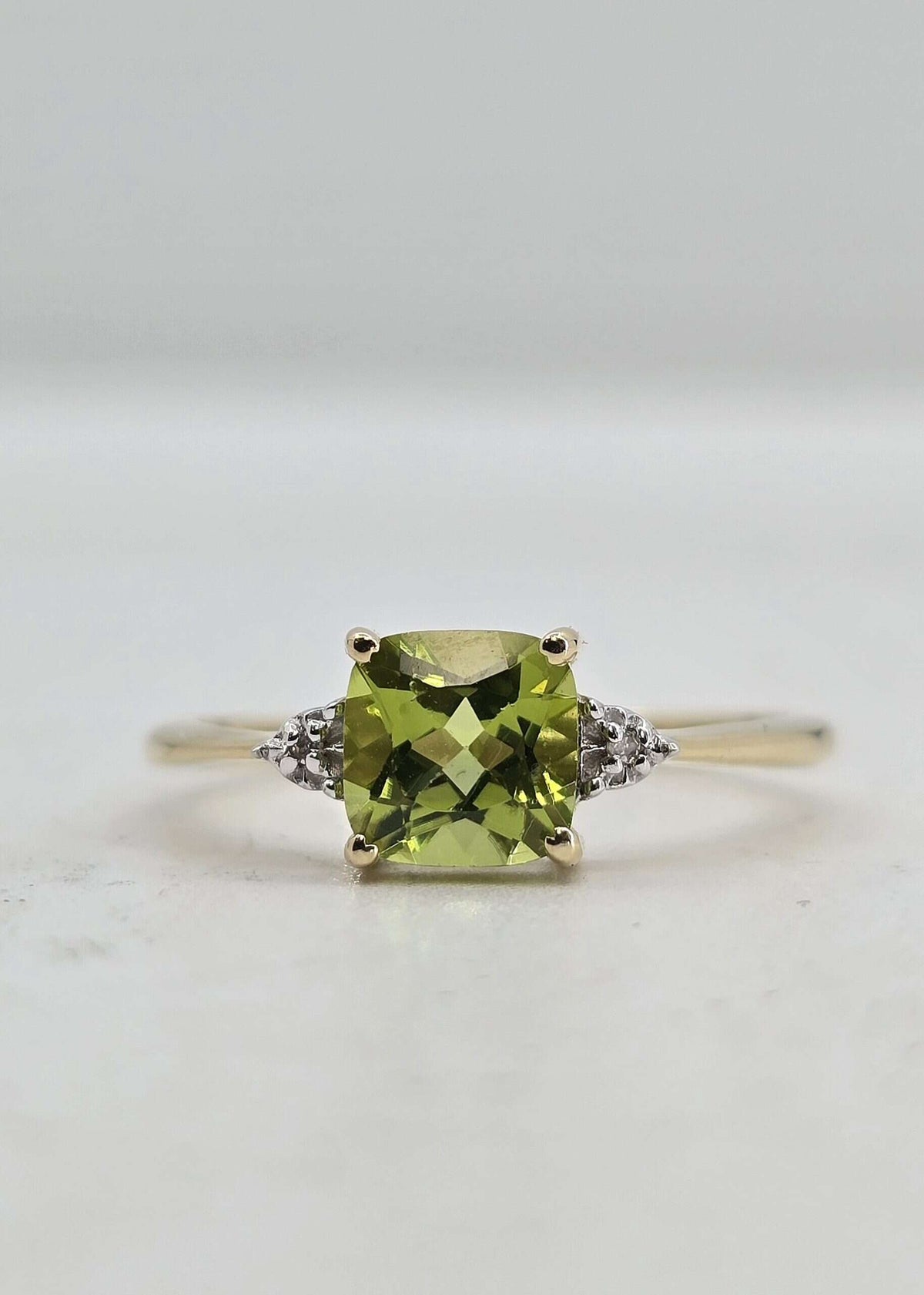 10K gold peridot ring, 1.25 ct
