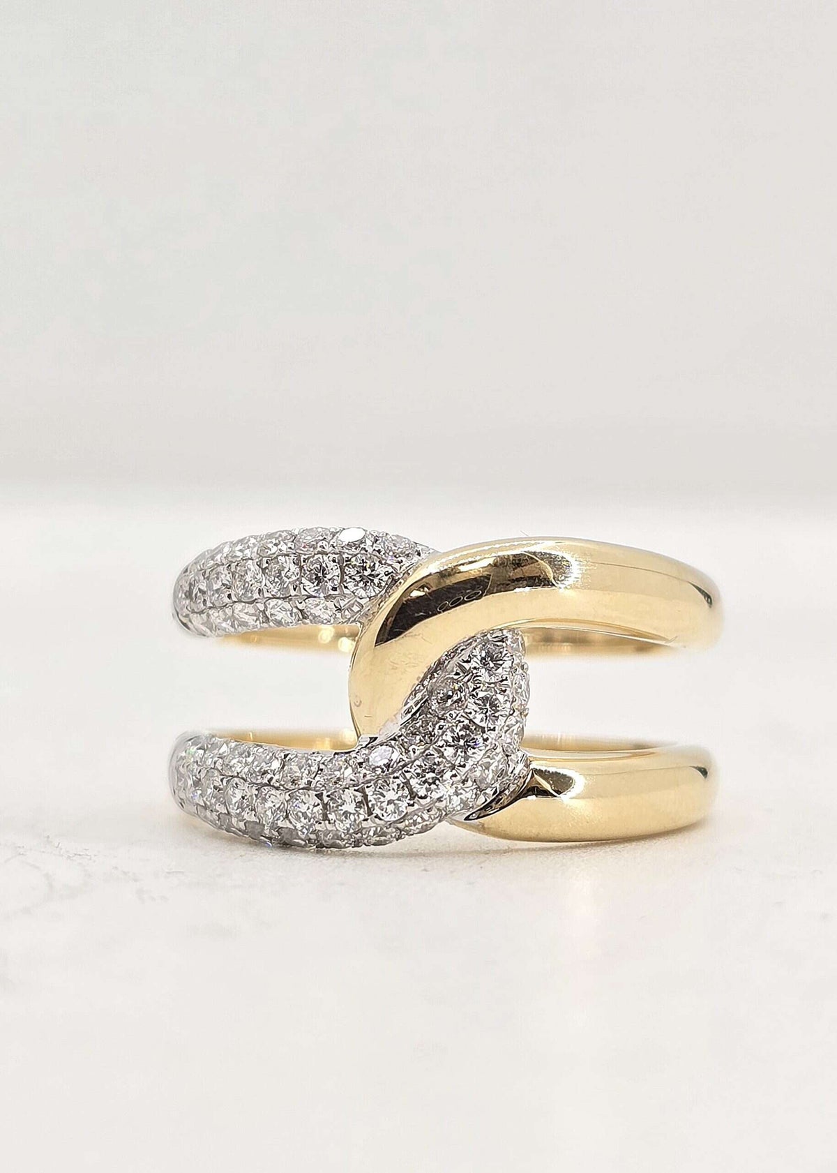 14K gold diamond fashion ring