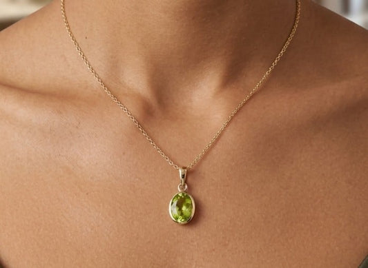 10K gold peridot necklace, view 2