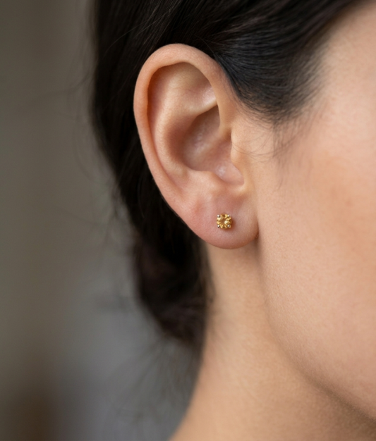 14K white gold citrine stud earrings, view 2