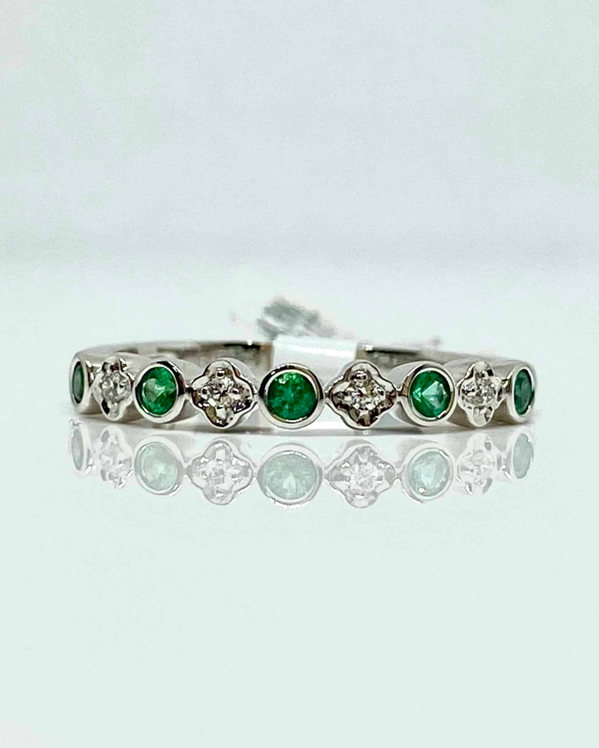 14K white gold emerald and diamond ring