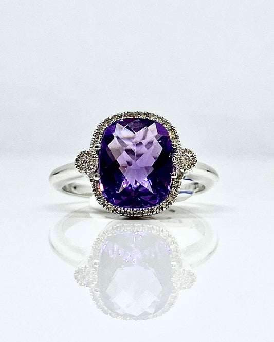14K white gold amethyst and diamond ring
