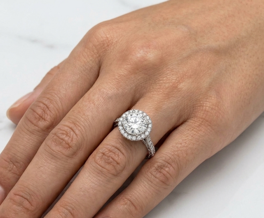 Pre-owned platinum Venetian diamond engagement ring, view 2