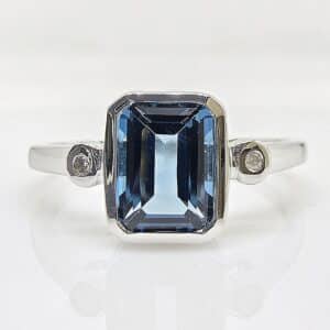 10k 1.3ct London Blue Topaz RIng