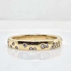 14k .42ctw Scattered Diamond Band