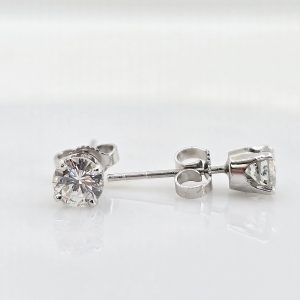 14k .90ctw Diamond Studs